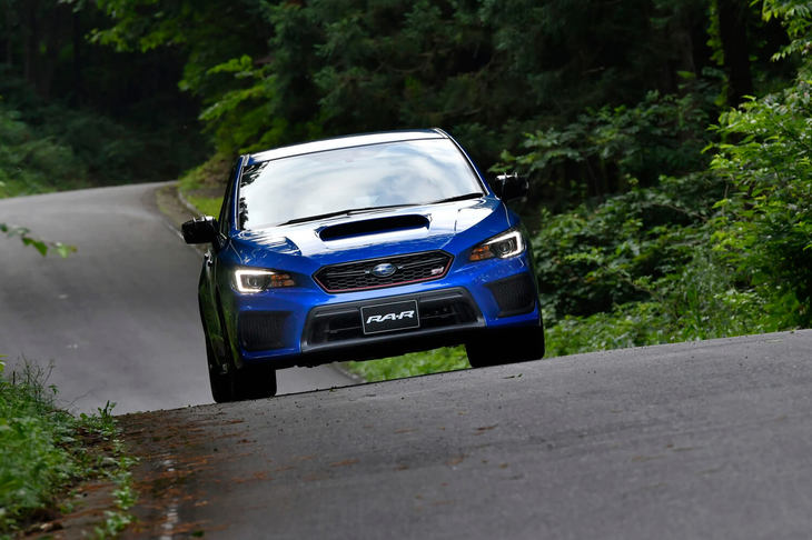 スバルWRX STIタイプRA-R