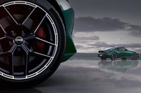 2027年モデルの「フェアレディZ」に採用されるホイールのデザインは、Z31型のホイールからインスパイアされたものだという。