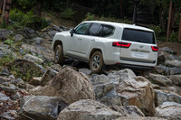 トヨタ・ランドクルーザーAX ガソリン