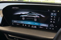 ドライブモードセレクター「Audiドライブセレクト」も、先代モデルより調律を変更。「コンフォート」モードと「スポーツ」モードの差がより顕著となった。