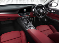 「アルファ・ロメオ・ジュリア」の一部仕様が変更にの画像