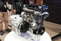 48Vハイブリッドシステム「スーパーエネチャージ」が組み合わされた、「スイフト」のZ12E型エンジン。