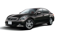 「日産スカイライン」に555台の特別限定車