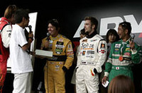 タレントのヒロミ（左から3人目）もシルビアでエントリー。