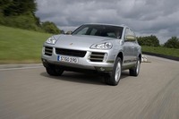 ポルシェ・カイエンHV(4WD/6AT)【海外試乗記】の画像