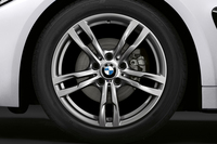 BMW 4シリーズ グランクーペに135台の限定車の画像