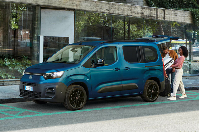 装備充実の限定車「フィアット・ドブロ／ドブロ マキシ スペシャル