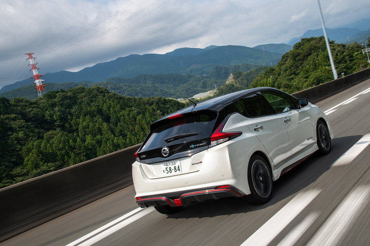 今回の試乗では東京－裾野間の往復を含め、430.4kmの距離を走行。電力消費率は車載計計測値で6.3km/kWhとなった。