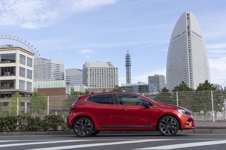 2022年6月30日に発売された「ルノー・ルーテシアE-TECHハイブリッド」。「アルカナ」に続くE-TECHハイブリッド搭載車第2弾となる。