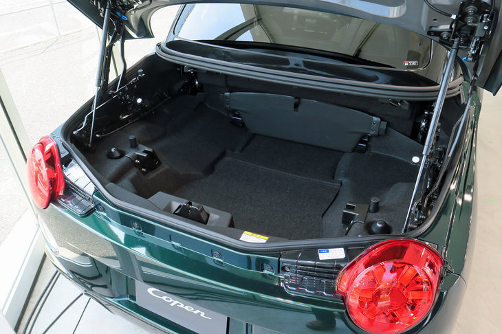 ダイハツ・コペン20周年記念特別仕様車（トランクルーム）