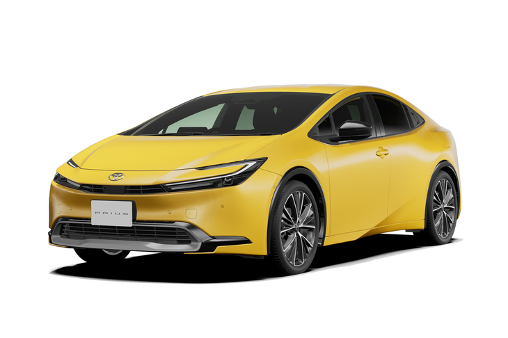 最上級グレードの「Z」。外装ではフロントロアグリルやホイールアーチモールなどに光沢のあるパーツが採用されるほか、フロントにLEDアクセサリーランプが装備されている。