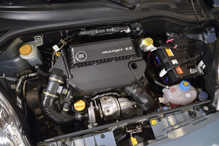 「フィアット・クーボ」の1.3マルチジェットエンジン。