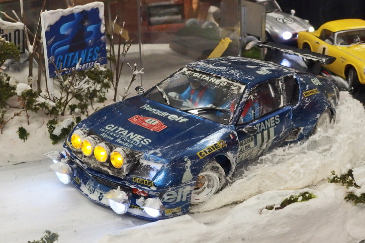 ここからは競技車両のジオラマ。1978年モンテカルロラリーにおける「アルピーヌA310 V6」は、フジミ製1/20キットがベース。けちらしていく雪の表現が見事だ。