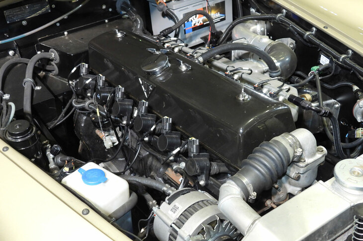 アルヴィス3リッター グラバー スーパー クーペ（コンティニュエーションモデル）