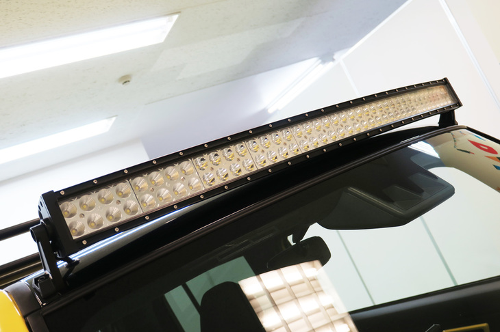 ダイハツ・タフト クロスフィールドVer.（ルーフライトバー）