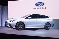 スポーツワゴン「レヴォーグ」が世代交代　スバルは新型のプロトタイプを世界初公開【東京モーターショー2019】