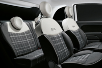 「500Cアイボリートップ」のインテリア。