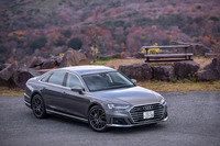 2018年9月に国内販売がスタートした「アウディA8」。2019年納入モデルから「プレディクティブアクティブサスペンション」がオプションで装備できるようになった。