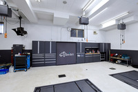 セイビーでは自社工場も持っており、分解しないと点検・部品交換ができない車種の作業については、こちらで実施される。もちろん、工場までのクルマの移送は、セイビーのスタッフが行ってくれる。