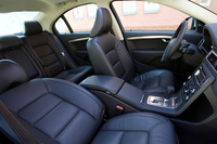 ボルボS80 3.2（FF/6AT）／V8（4WD/6AT）【海外試乗記】の画像