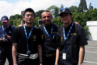 公開車検時の、N0.53ランボルギーニ・ムルシエラゴの面々。
写真左から、余郷敦、M・アピチェラ、山西康司。