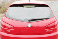 写真をクリックするとシートが倒れるさまが見られます。