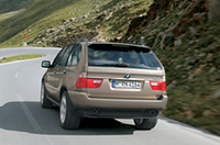 独BMW、マイナーチェンジ版「X5」を公開の画像