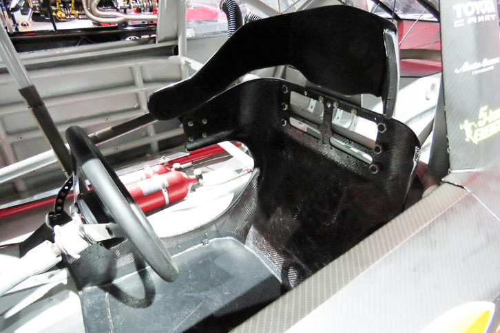 「トヨタ・カムリ」のNASCAR競技車両。