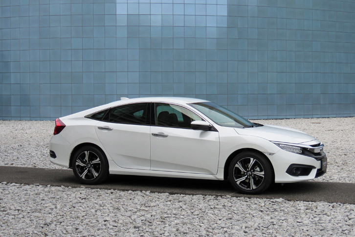 ホンダ・シビックセダン（エクステリア）