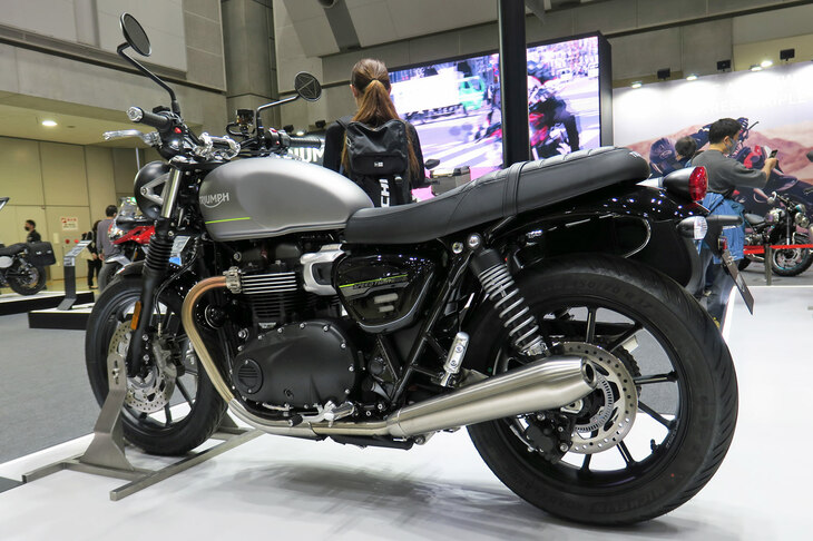 トライアンフ・スピードツイン900