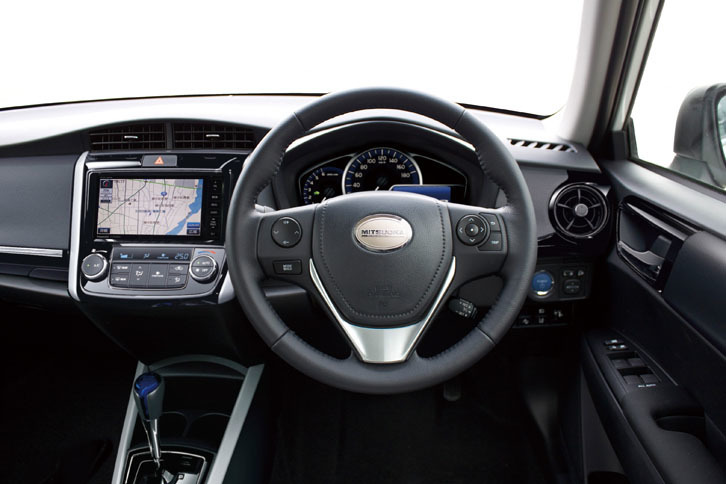 「リューギ」のインテリア。