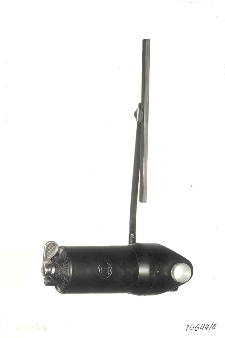 ドイツのボッシュが1926年に市場投入した電動ワイパー。