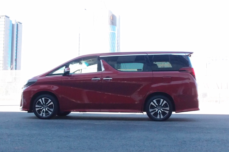 アルファードSC