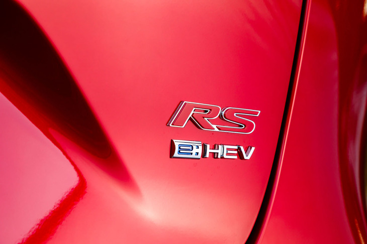 ホンダ・ヴェゼルe：HEV RS