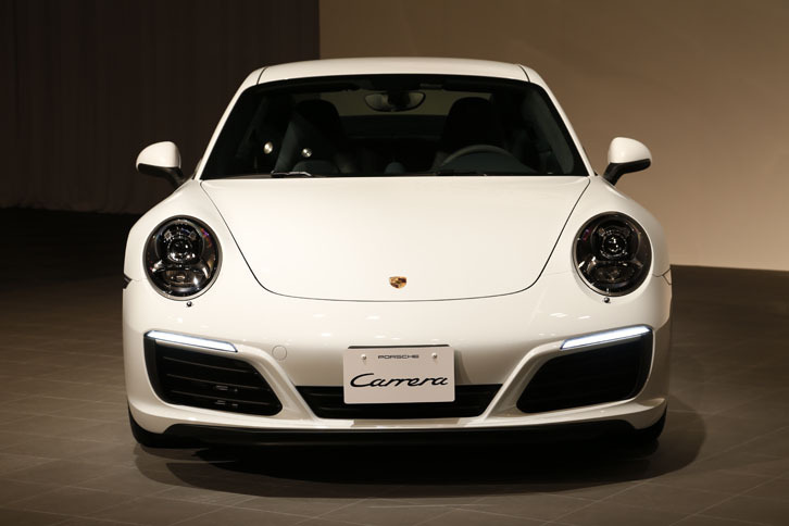 ポルシェ911カレラ（7MT）