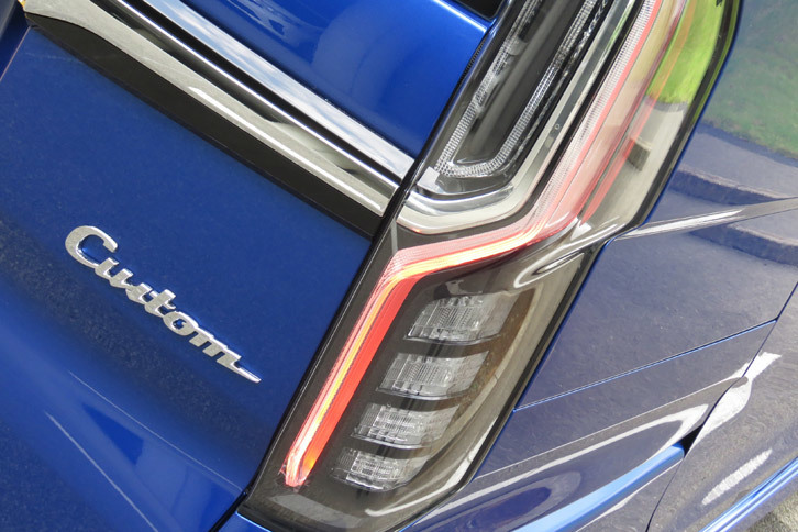 ホンダN-BOXカスタムG・L Honda SENSING（エンブレム）