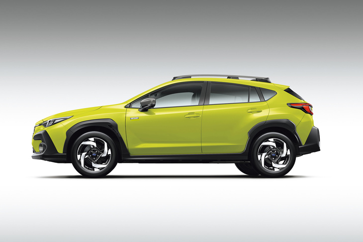 「クロストレック」に新設定された外板色「シトロンイエロー・パール」。