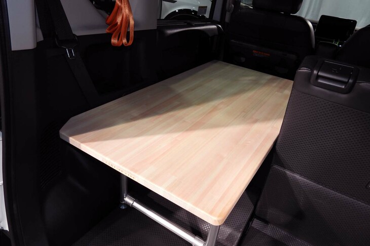 三菱デリカミニCHAMONIX SNOW GEAR（ユーティリティーラゲッジボード）