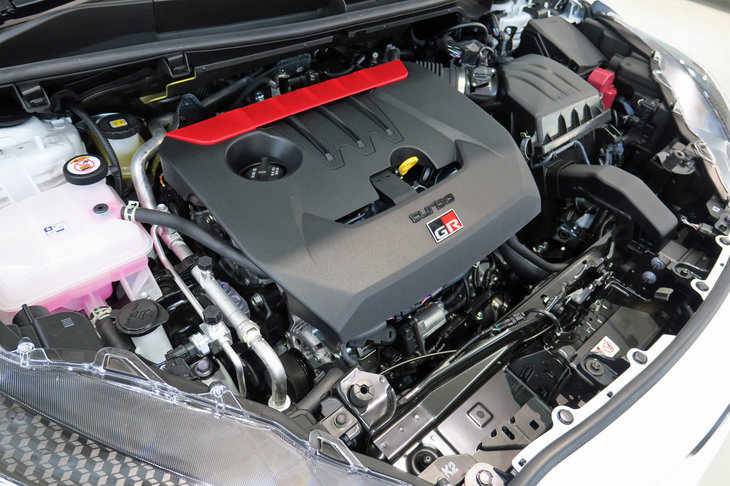 トヨタGRヤリスRZ（1.6リッター直3ターボエンジン）