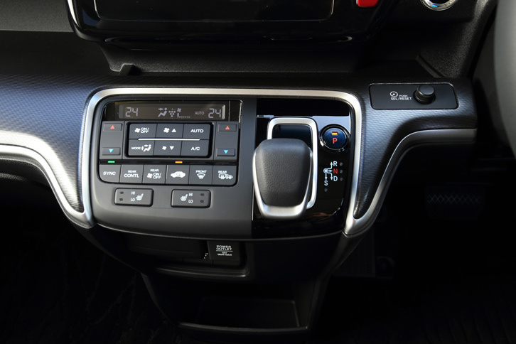 ホンダ・ステップワゴン スパーダ ハイブリッドG・EX Honda SENSING