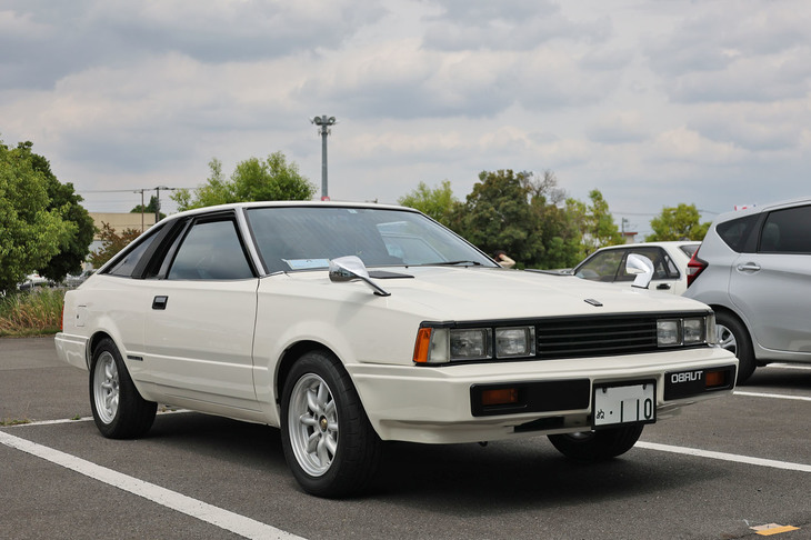 1981年「日産ガゼール ハッチバック ターボXE」（S110）。1980年に登場した、3代目「シルビア」の販売店違いの双子車だったガゼールに加えられた、1.8リッター直4 SOHCターボユニット搭載の上級グレード。