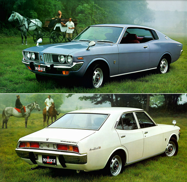 「トヨペット・コロナ マークII L」。1972年に登場した2代目には、1.7／2リッター直4に加えて2リッター直6エンジンを搭載したグレード「L」が設定された。上が「ハードトップ」で、下が「セダン」。