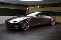 「マツダ・ビジョン クーペ」