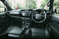 「トヨタ・ハイラックス」に誕生50周年を祝う特別仕様車の画像