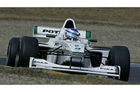 Fニッポンの新しいマシン「ローラB351」