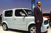 【Movie】日産新型「キューブ」発表会にてカルロス・ゴーン氏に突撃インタビュー！の画像