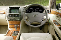 トヨタ・セルシオA仕様（6AT）【ブリーフテスト】の画像