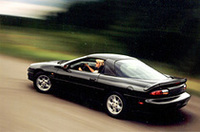 シボレーカマロの2002年ラインナップ発表の画像