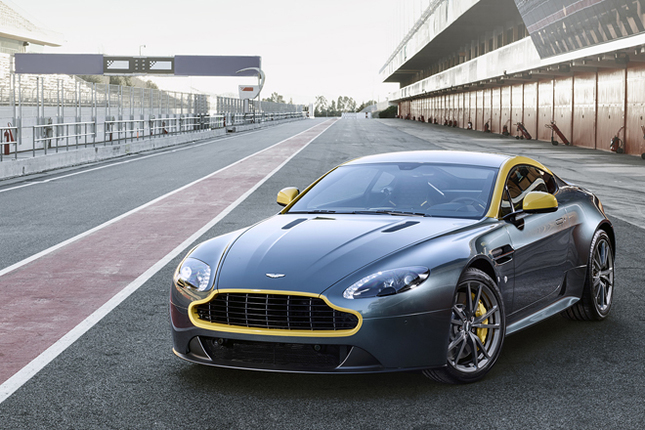 「アストン・マーティンV8ヴァンテージN430」