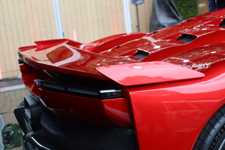 フェラーリF80（リアウイング）